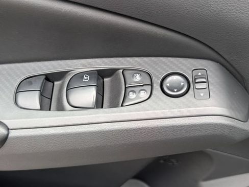 Used 2024 Nissan Altima 2.5 S FWD image 16