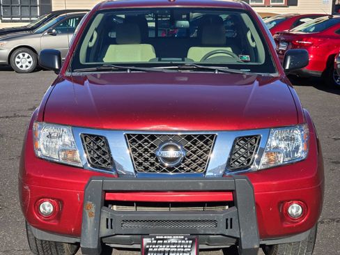 Used 2015 Nissan Frontier SV w/ SV Value Truck Package image 4