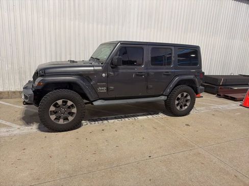 Used 2019 Jeep Wrangler Unlimited Sahara image 1