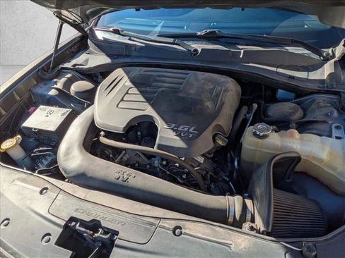 Used 2020 Dodge Charger SXT w/ Plus Group image 23