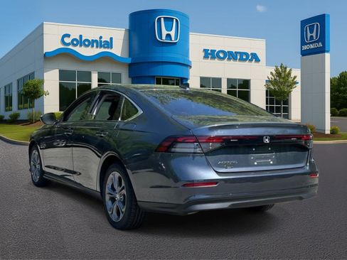 Used 2024 Honda Accord EX image 4