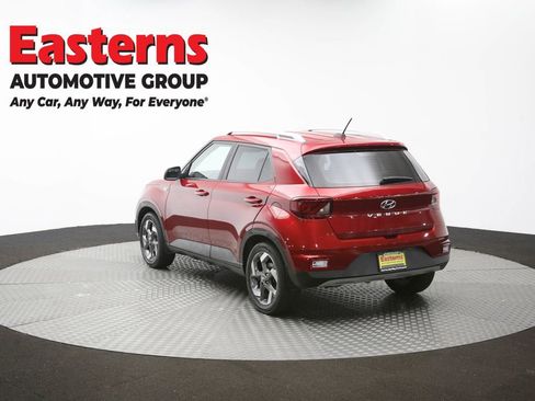 Used 2024 Hyundai Venue Limited FWD image 64