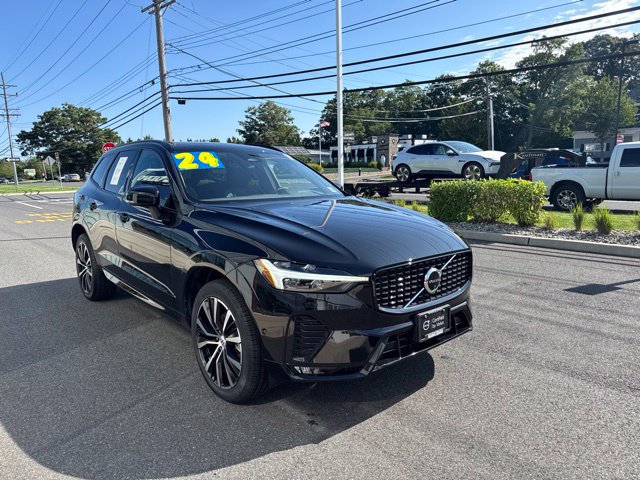 Certified 2024 Volvo XC60 B5 Plus w/ Protection Package Premier AWD/4WD image 6