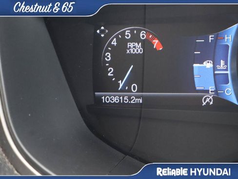 Used 2018 Ford Fusion SE w/ Fusion SE Technology Package FWD image 30