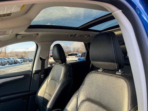 Certified 2022 Ford Escape SEL image 22