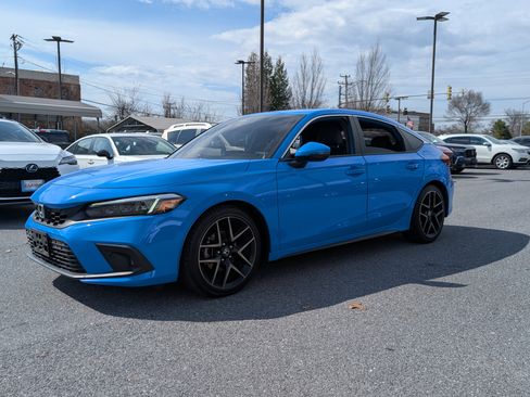 Used 2022 Honda Civic Sport Touring image 7