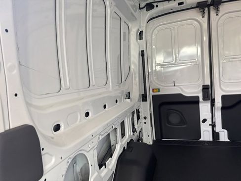 New 2025 Ford Transit 250 148 Medium Roof image 39