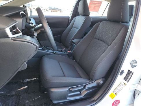 Used 2025 Toyota Corolla LE image 12