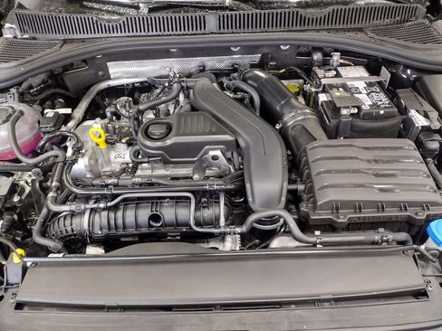 New 2026 Volkswagen Jetta SE FWD image 8