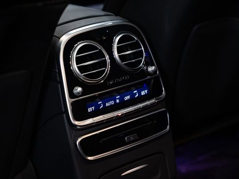 Used 2018 Mercedes-Benz Maybach S 560 4MATIC image 73