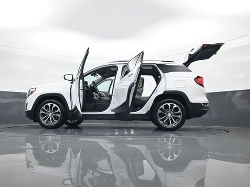 Used 2019 GMC Terrain SLT w/ Preferred Package FWD image 34