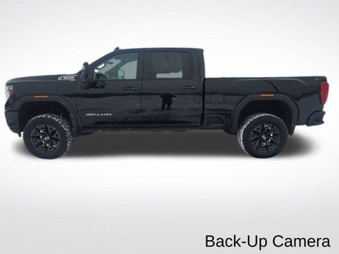 Used 2021 GMC Sierra 2500 AT4 image 2