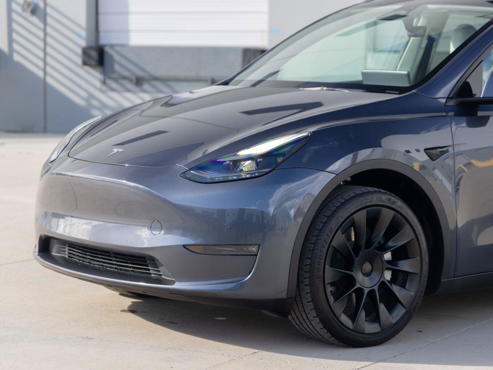 Used 2022 Tesla Model Y Long Range AWD/4WD image 11
