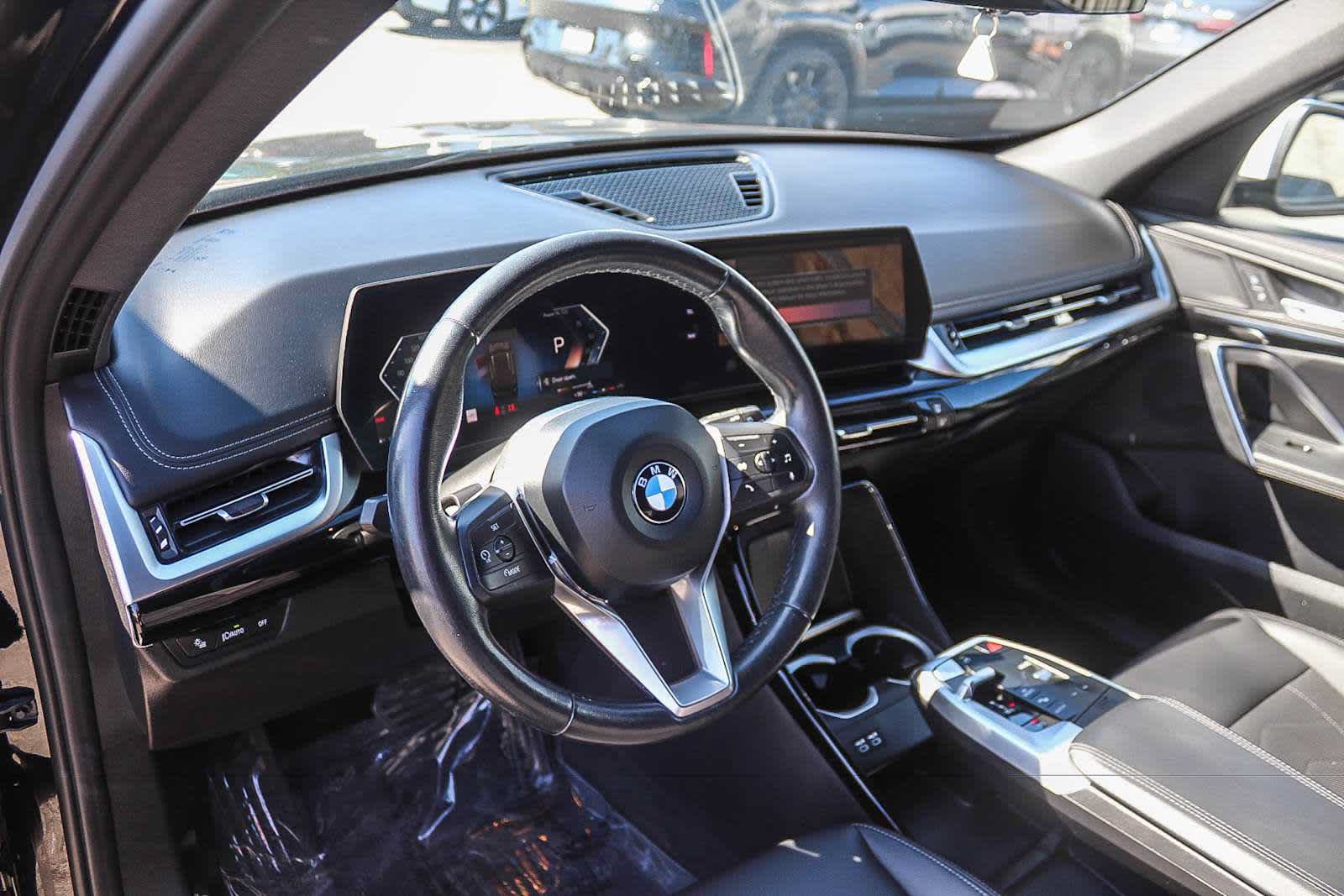Used 2024 BMW X1 xDrive28i w/ Convenience Package AWD/4WD image 16