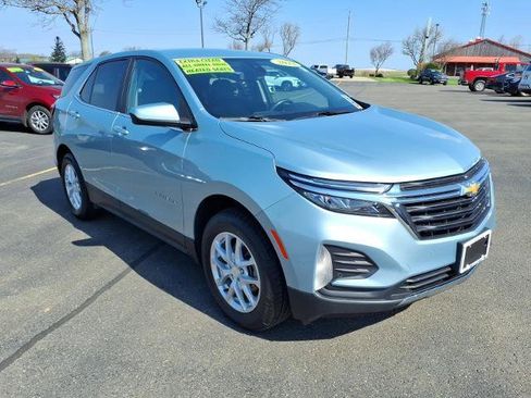 Used 2022 Chevrolet Equinox LT AWD/4WD image 3