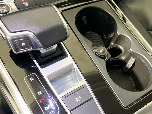 Used 2021 Audi Q7 3.0T Premium Plus image 25