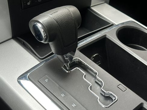 Used 2010 Dodge Ram 1500 Truck Sport image 19