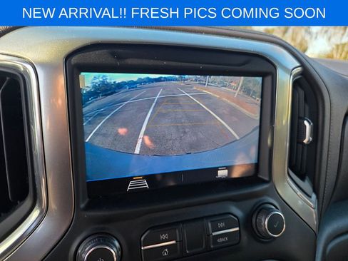 Used 2021 Chevrolet Silverado 1500 LT image 11