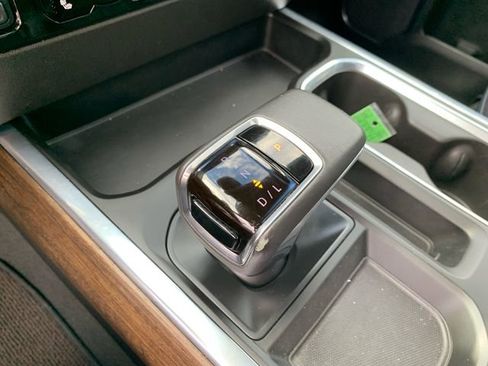 Used 2022 Chevrolet Silverado 1500 High Country image 29