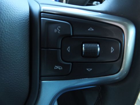 Used 2024 Chevrolet Silverado 2500 LT image 18