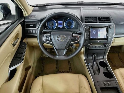 Used 2017 Toyota Camry XLE FWD image 21