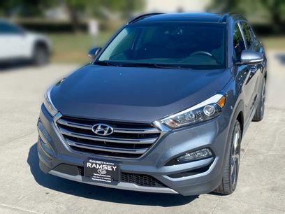 Used 2018 Hyundai Tucson Limited w/ Ultimate Package 02