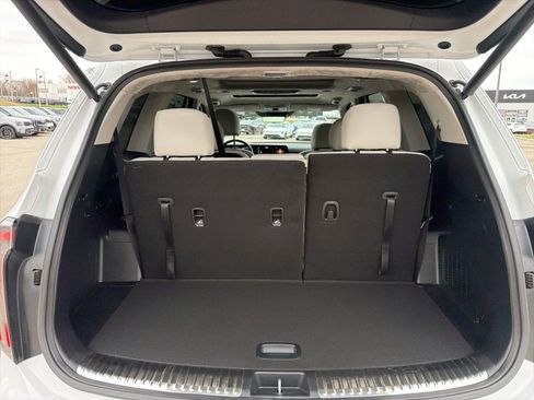 Used 2025 Kia Telluride SX Prestige image 19