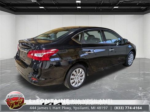 Used 2019 Nissan Sentra S image 5