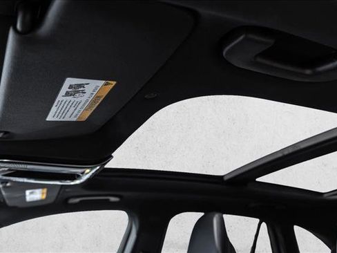 New 2026 Mercedes-Benz GLC 300 4MATIC image 11