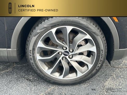 Certified 2021 Lincoln Nautilus Reserve w/ Cargo Utility Package AWD/4WD image 12