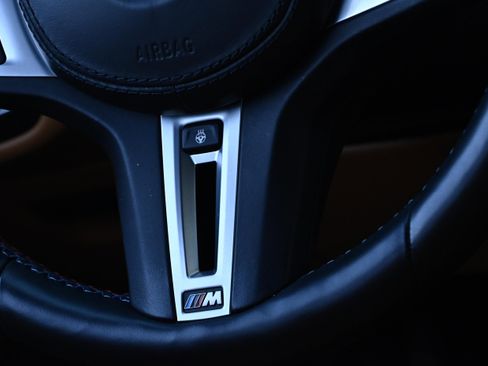 Used 2020 BMW M5 w/ Executive Package image 27