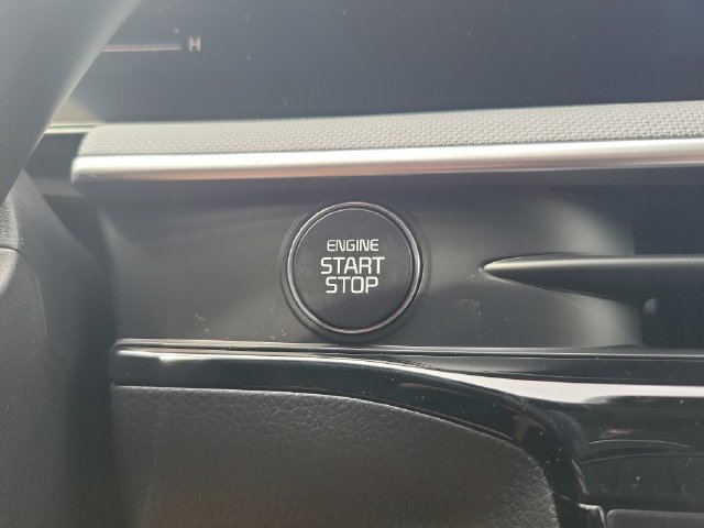 New 2026 Kia K5 LXS FWD image 24