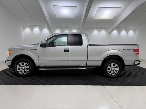Used 2014 Ford F150 XLT w/ Equipment Group 302A Luxury AWD/4WD image 4