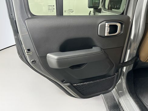 Used 2023 Jeep Wrangler Unlimited Sahara w/ Cold Weather Group AWD/4WD image 27