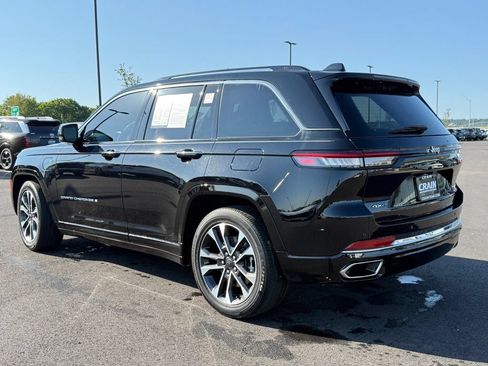 Used 2023 Jeep Grand Cherokee Overland AWD/4WD image 8