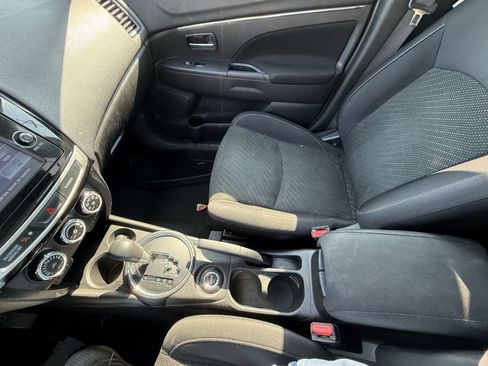 Used 2015 Mitsubishi Outlander Sport SE AWD/4WD image 25
