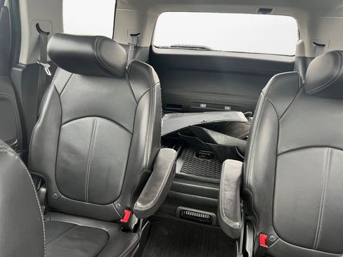 Used 2017 GMC Acadia Limited SLT image 14