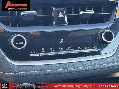 Used 2019 Toyota Corolla SE w/ SE Option Package FWD image 31