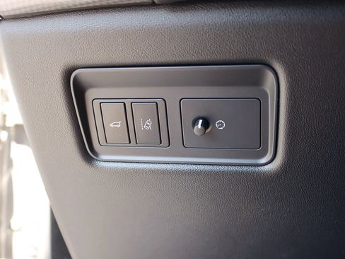 Used 2017 Land Rover Range Rover Sport HSE Dynamic image 17