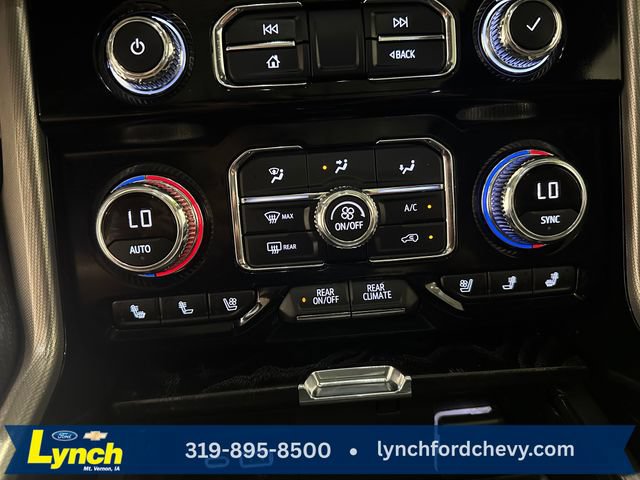 Used 2021 GMC Yukon Denali w/ Denali Premium Package AWD/4WD image 15