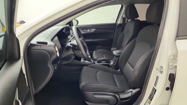 Used 2021 Kia Forte Sedan FWD image 10