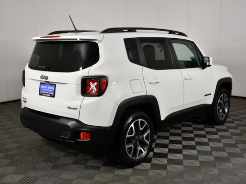 Used 2015 Jeep Renegade Latitude w/ Cold Weather Group II AWD/4WD image 6