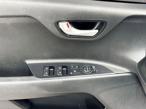 Used 2020 Kia Rio S image 18