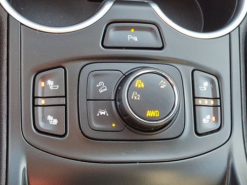 Used 2022 GMC Terrain SLT w/ Infotainment Package II image 29