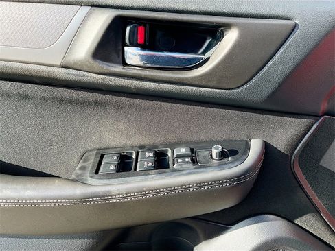 Used 2018 Subaru Outback 2.5i Premium w/ Popular Package #1 image 17