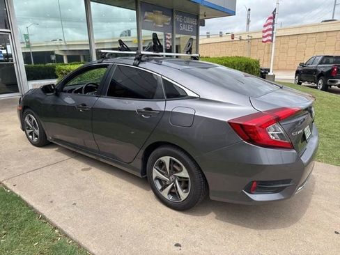 Used 2019 Honda Civic LX image 3