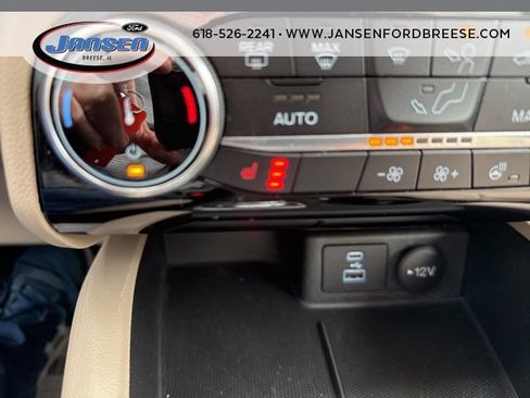 Used 2022 Ford Escape SEL image 24