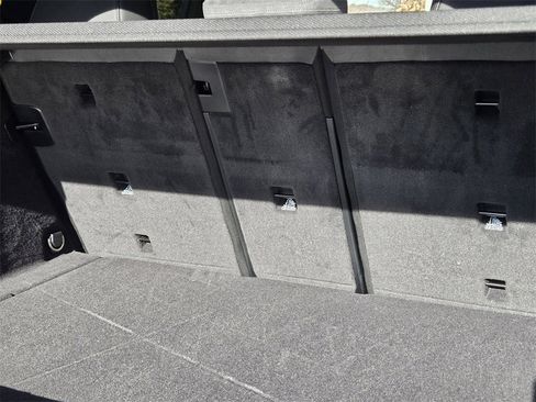 New 2026 BMW iX xDrive45 w/ M Sport Package image 32