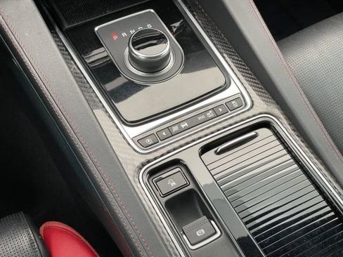 Used 2019 Jaguar F-PACE S image 30
