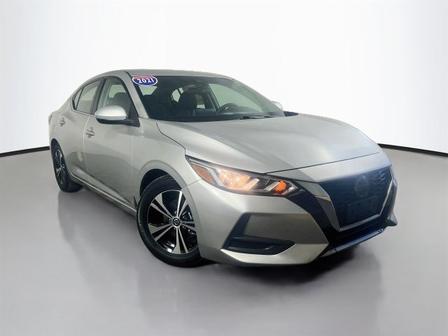 Used 2021 Nissan Sentra SV FWD image 2